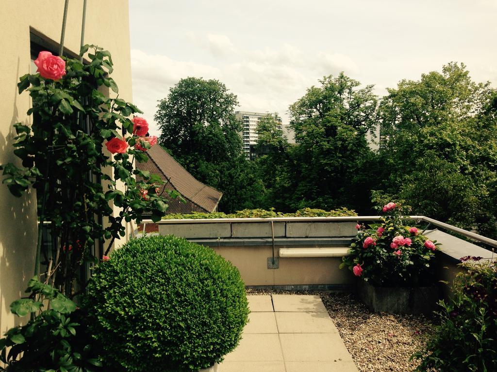 Avliving City Flat Basel With Roof Garden Εξωτερικό φωτογραφία